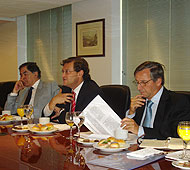 El Superintendente Carlos Budnevich junto a los Intendentes de la SBIF